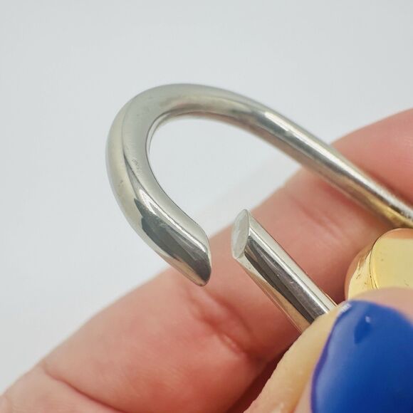 Gucci Interlocking G Two-Tone Key Ring - Picture 5 of 11